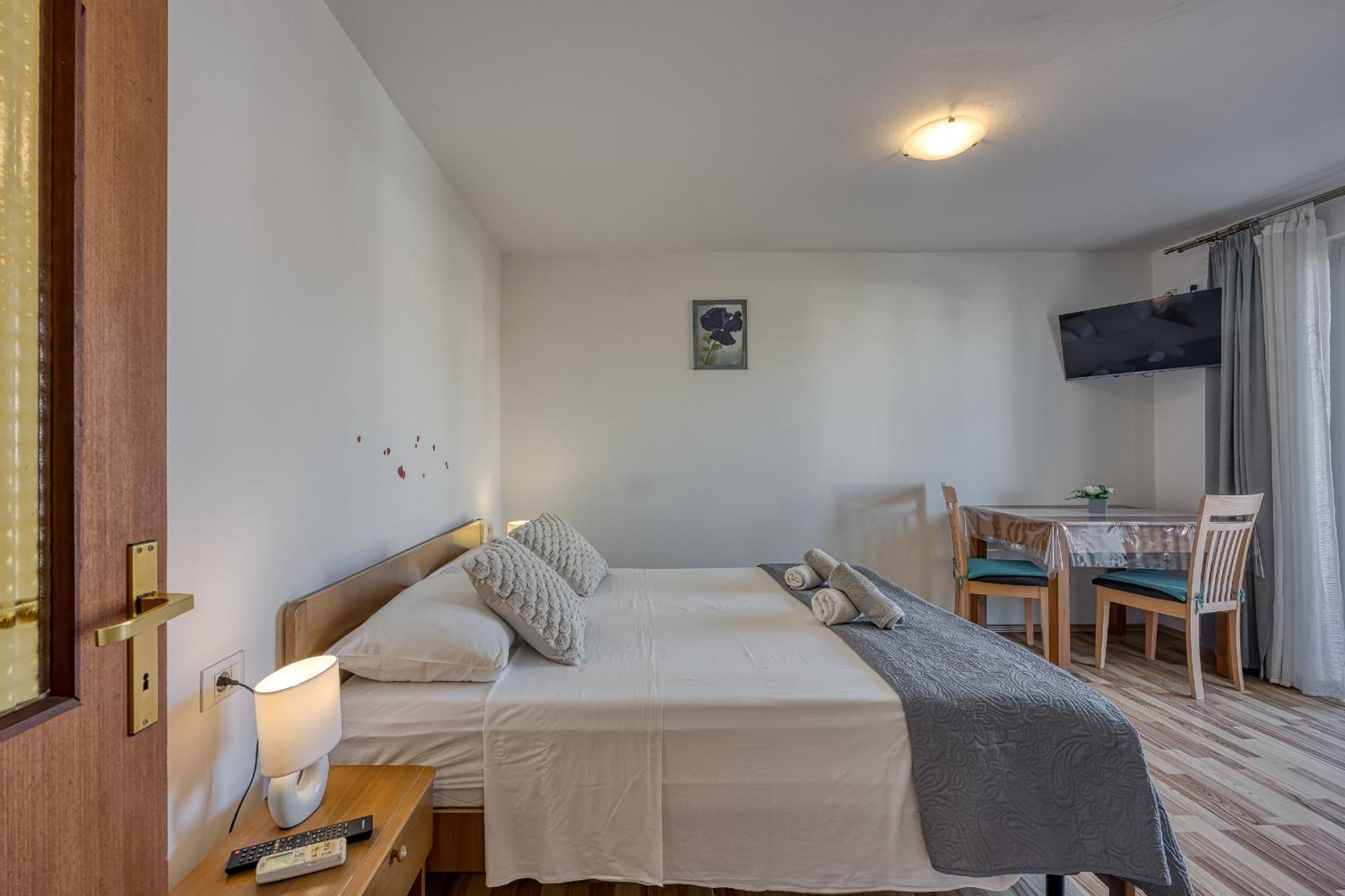 Apartments Orbanic Ровінь Екстер'єр фото