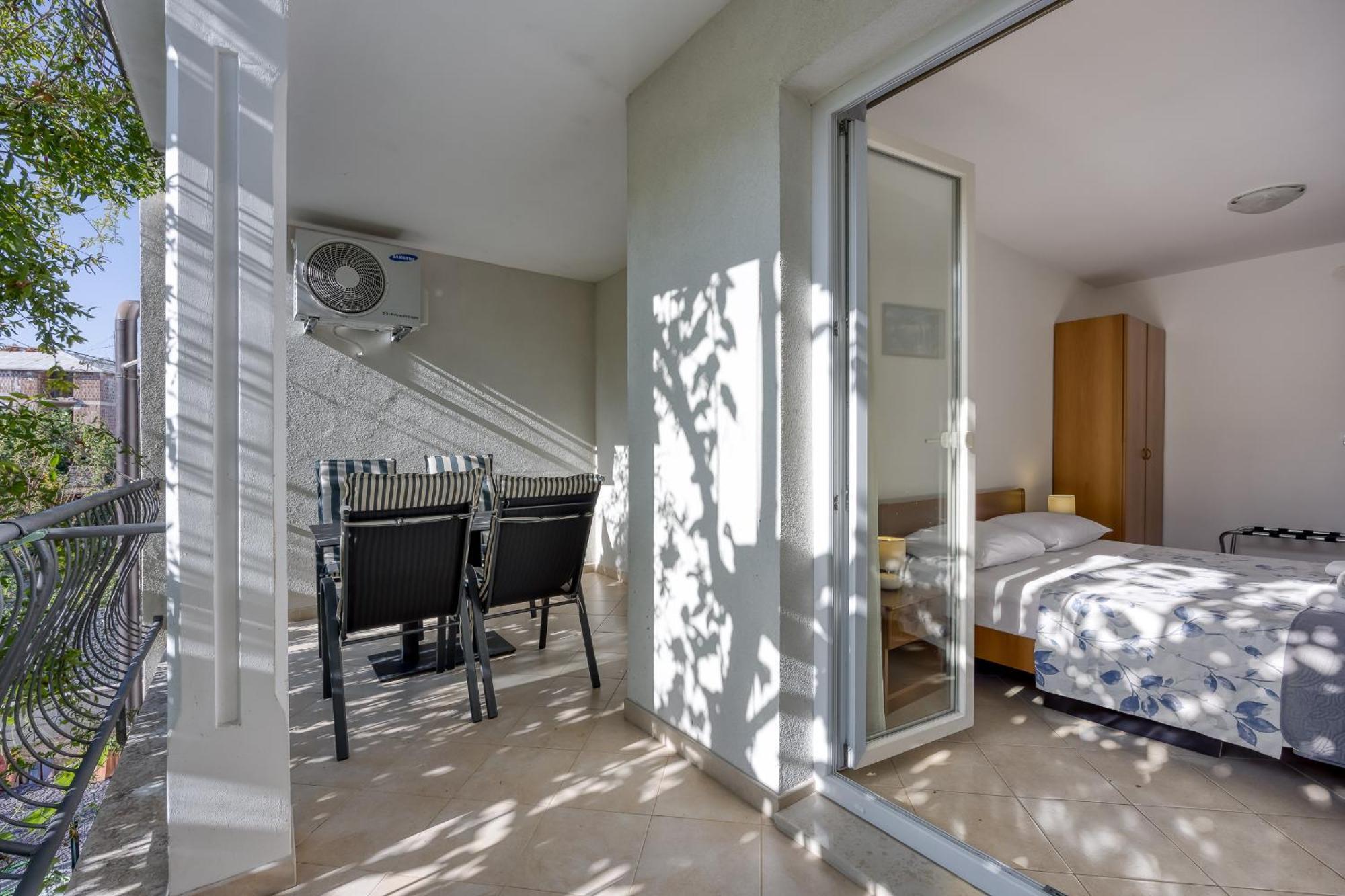Apartments Orbanic Ровінь Екстер'єр фото