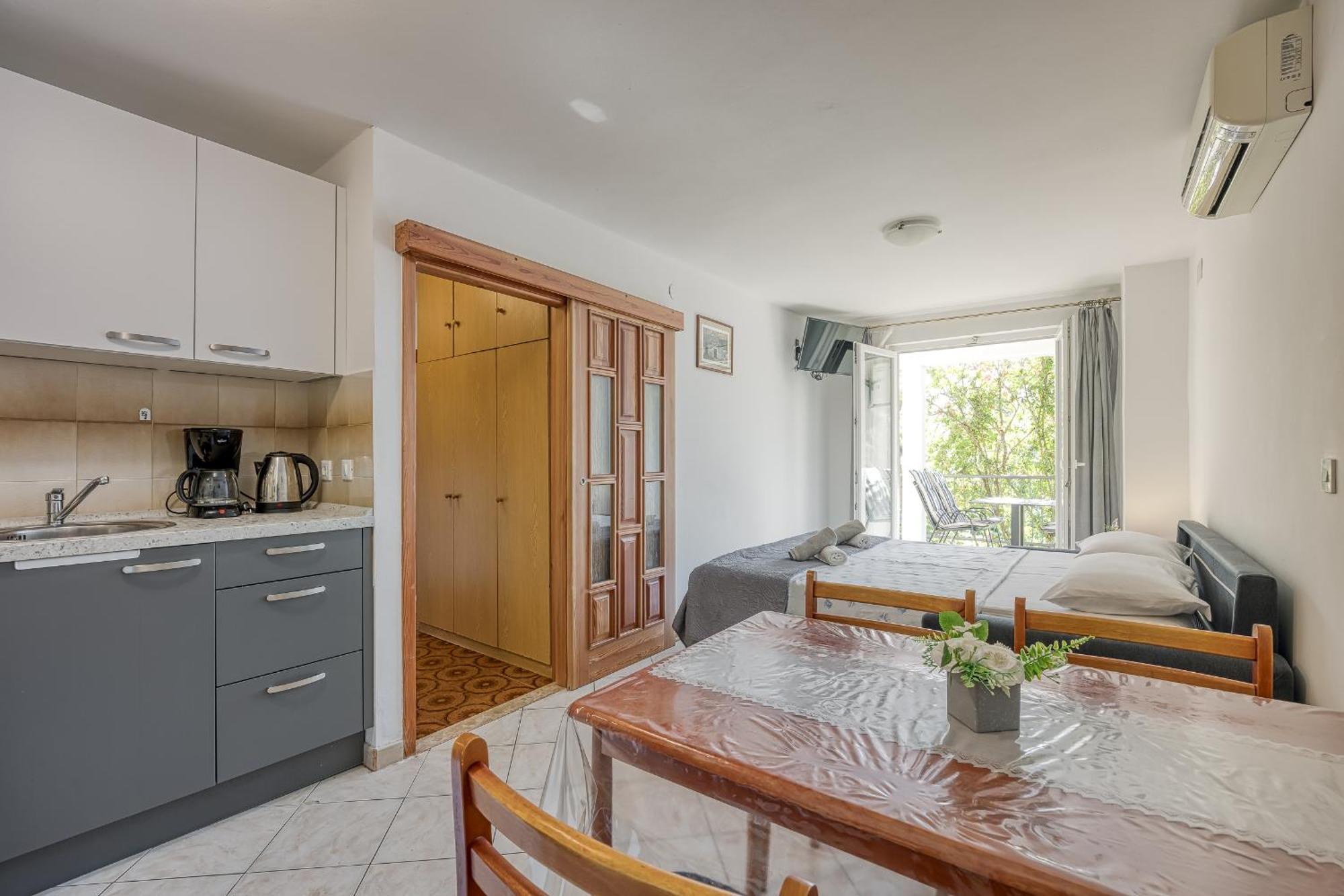 Apartments Orbanic Ровінь Екстер'єр фото