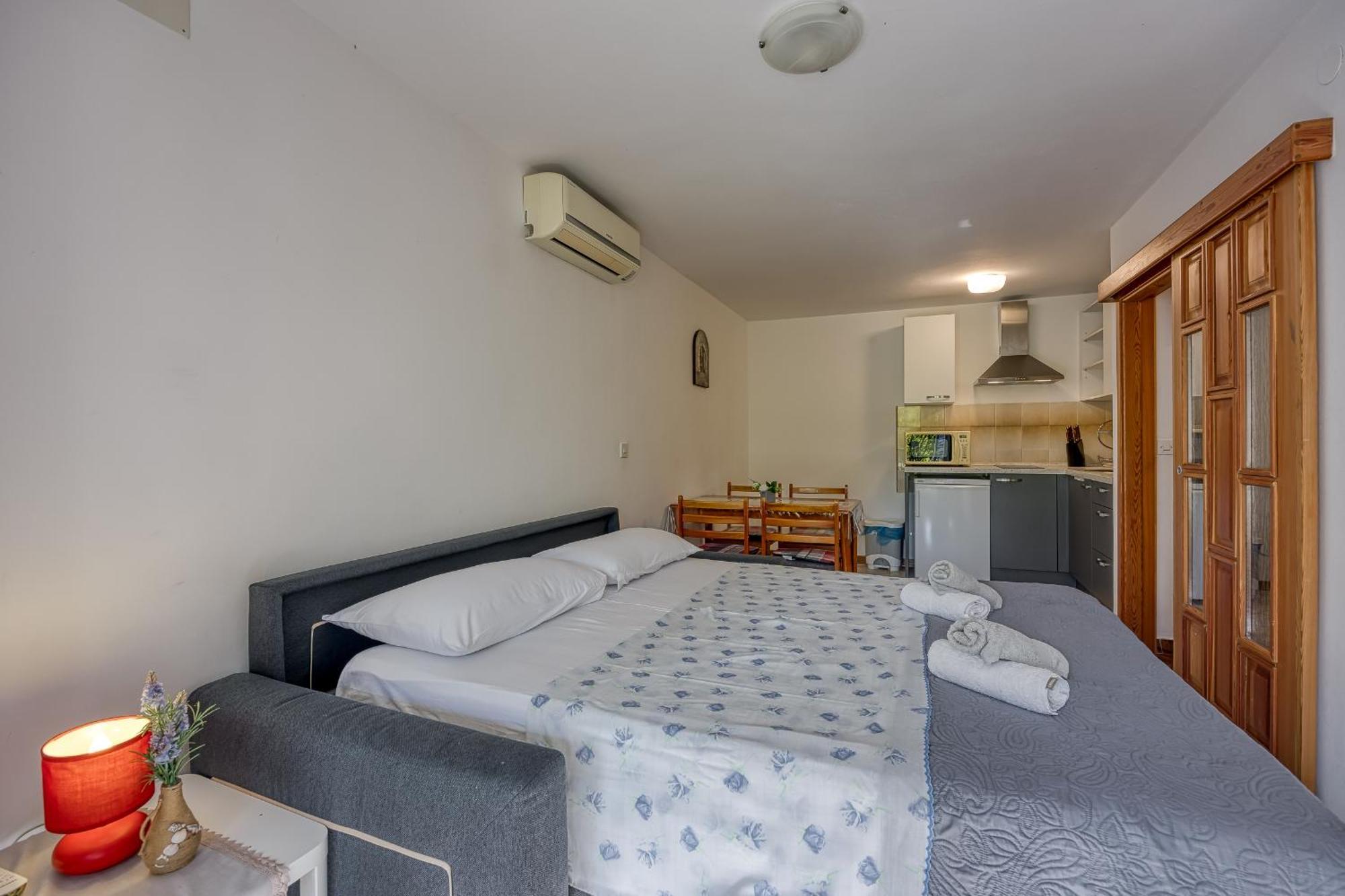 Apartments Orbanic Ровінь Екстер'єр фото
