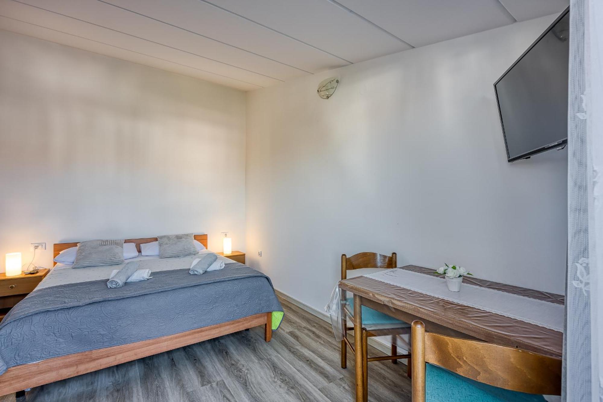 Apartments Orbanic Ровінь Екстер'єр фото